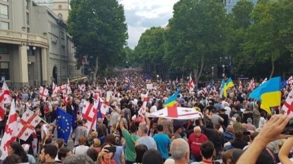 В Грузии на “Марше свободы" преобладали сторонники Саакашвили