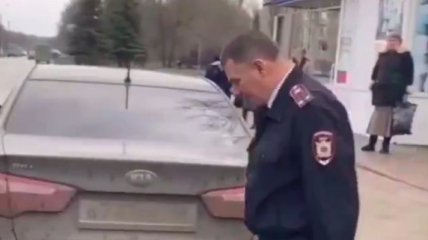 "Подполковник" из Луганска попался мертвецки пьяным за рулем: видео слили в сеть