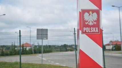 В Польше передумали строить "стену" на границе с Украиной