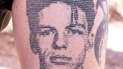Парень создает необычные объемные татуировки с помощью компьютерного кода (Фото)