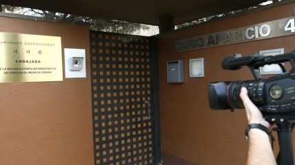 Связали персонал и похитили технику: В Испании ограбили посольство КНДР