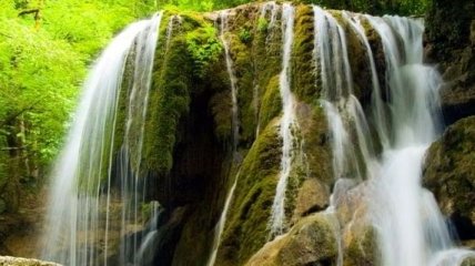 В оккупированном Крыму обвалился уникальный водопад Серебряные струи