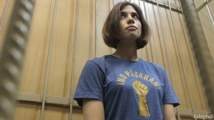 Суд отказал участнице Pussy Riot в условно-досрочном освобождении 