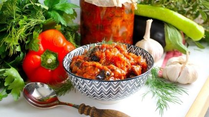 Як приготувати баклажани на зиму - рецепт