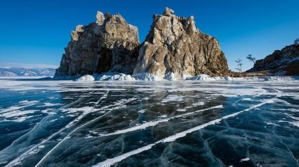 Опасное и захватывающее путешествие на льду Байкала: как оно (Фото)