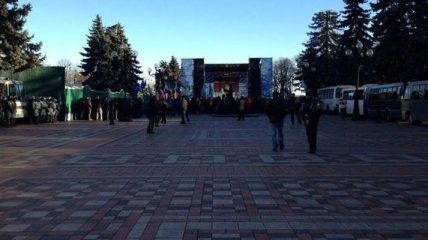 Началась всеукраинская акция в поддержку Януковича 