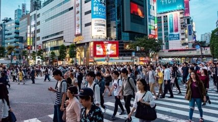 Стареющая Япония: Госдолг страны впервые перевалил за $10 триллионов