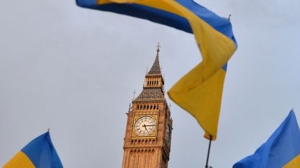 Украина не получит упрощенный визовый режим с Великобританией