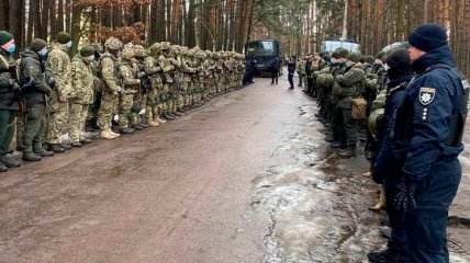 Украинцы массово идут в силы территориальной обороны