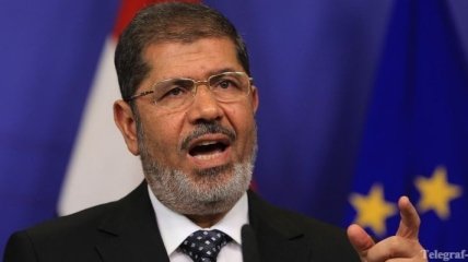 Мурси издал указ не применять насилие против демонстрантов