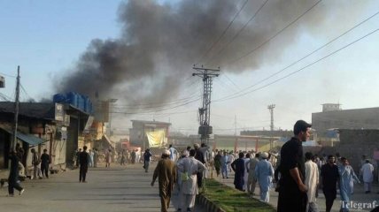 В Пакистане произошли взрывы в двух городах: 35 погибших и около 100 раненых