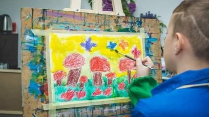 В Милане состоялась выставка картин украинского мальчика аутиста