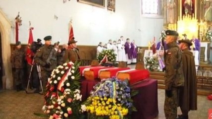На Львовщине торжественно перезахоронили воинов Войска Польского