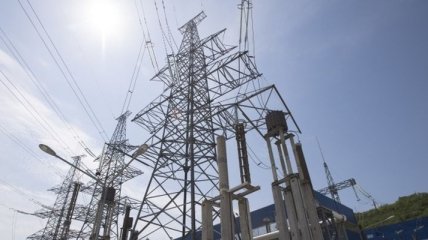 НКРЭКУ намерена снизить тарифы на энергию для промпотребителей в 2017 году