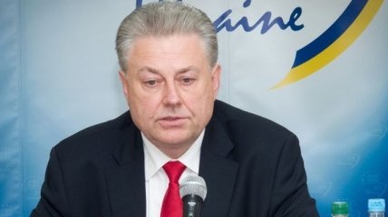 Ельченко: Россия поддерживает терроризм на Донбассе