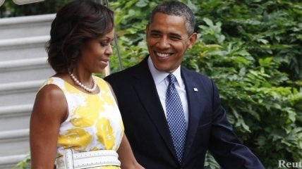 Барак Обама не курит, потому что боится свою жену Мишель  