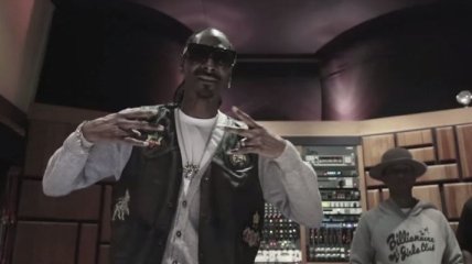 Snoop Dogg и Фаррелл работают в студии (Видео)