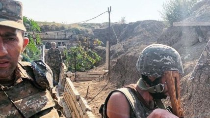 В бой бросили резервистов: появилась карта с прорывом обороны Армении войсками Азербайджана