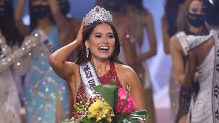 "Мисс Вселенная-2020": названо имя победительницы конкурса красоты (фото, видео) 