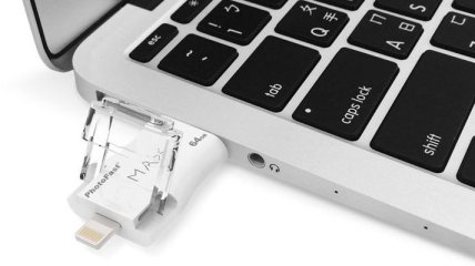 Представлен быстрый USB-накопитель i-FlashDrive Max