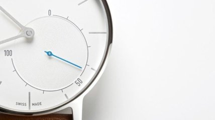 Созданы часы премиум-класса со встроенным фитнес-трекером