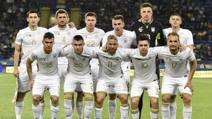 ФИФА обновила рейтинги сборных: на каком месте Украина