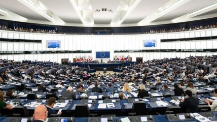 Новый Европарламент не изменил позицию по санкциям против РФ