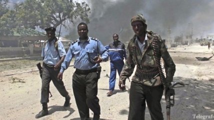 В столице Сомали произошло 3 взрыва 