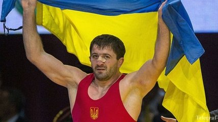 Украинские борцы завоевали три медали на старте чемпионата Европы
