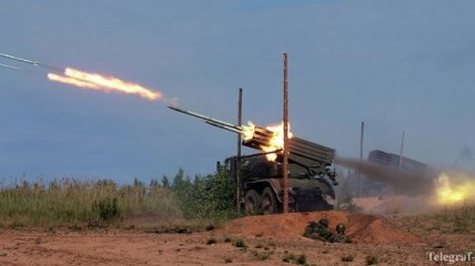 Позиции сил АТО обстреляли с артиллерии и "Градов" с территории РФ