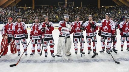 Канадские хоккеисты представили новую форму к юбилею страны