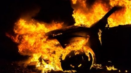 Тело человека обнаружили в горящей машине в Виннице