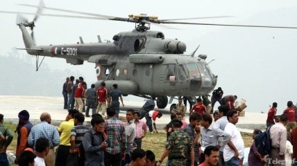 В Индии упал еще один спасательный вертолет