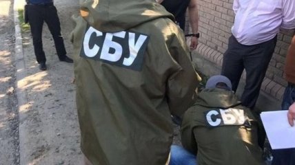 На Буковине подполковника полиции поймали на взятке (Видео) 