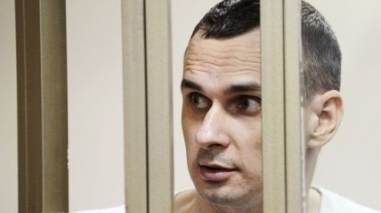 Адвокат планирует посетить Сенцова в августе
