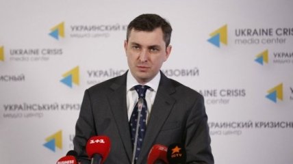 Голова фискальной службы Украины не писал заявление об увольнении