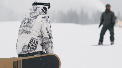 В Карпатах нашли шестерых заблудившихся сноубордистов