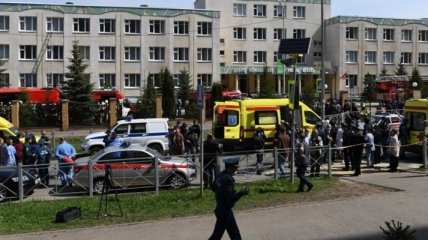 Двое учителей и 8 детей: обнародованы имена всех погибших от рук стрелка в Казани