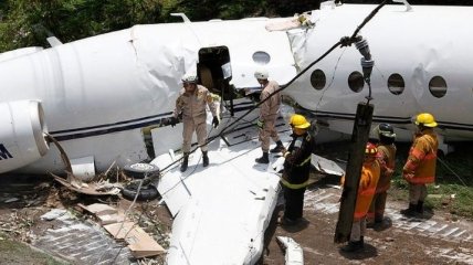 В Гондурасе после взлета упал частный американский самолет