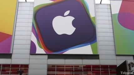 Apple снова подал в суд на Samsung  