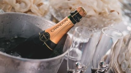 Как правильно открыть шампанское: правила, которые необходимо соблюдать