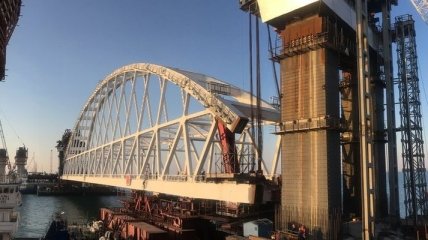 Строительство Керченского моста ставит под угрозу торговлю между Украиной и США