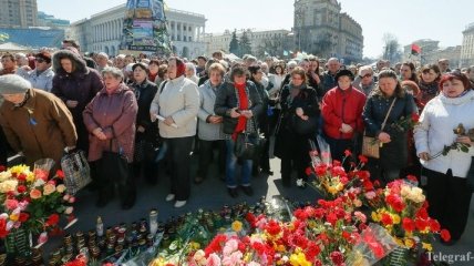 На Майдане почтили память героев "Небесной сотни" 