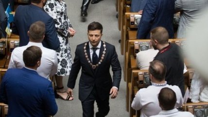 Березюк: Зеленский соберет глав фракций для консультаций по поводу роспуска Рады