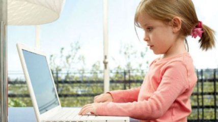 Можно ли играть маленькому ребенку в компьютерные игры?