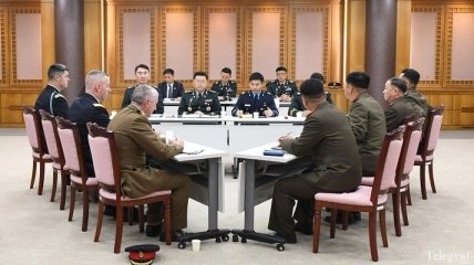 Южная Корея и КНДР оставят по охранному посту в знак "исторического символизма"