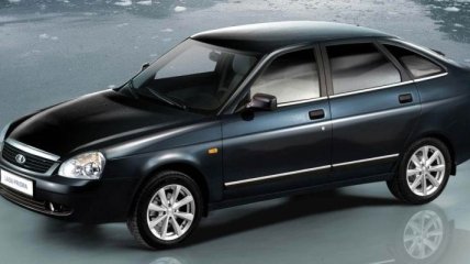 "АвтоВАЗ" проведет фейслифтинг модели Lada Priora