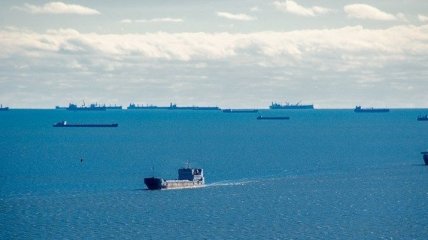 Украина приняла меры относительно cудов, заходивших в крымские порты