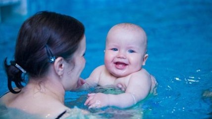 Плавание хорошо влияет на умственное развитие детей