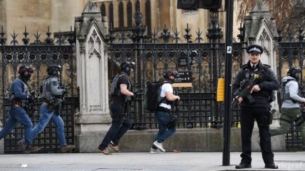 Антитеррористическая операция в Британии: задержаны уже 5 человек